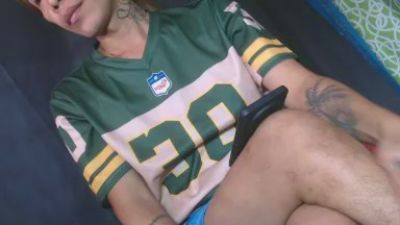 YourTopweng live cam on Cam4