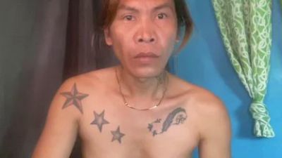 YourTopweng live cam on Cam4