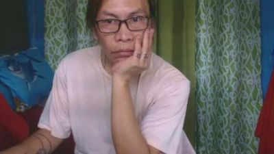 YourTopweng live cam on Cam4