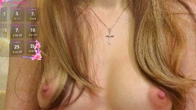 Your_Sophia live cam on Cam4
