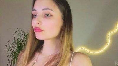 Your_Sophia live cam on Cam4