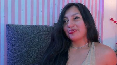 Your_amara_doll live cam on Cam4