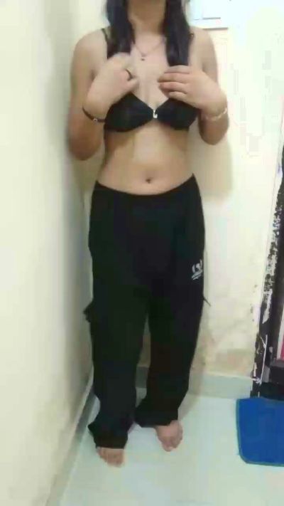 https://snapshots.xcdnpro.com/thumbnails/Your_khwahish22?s=eVowCqGyCTski+s6mf0NvXYk5DKGTAL9/T+NV1uurRU= Live Cam4 Model
