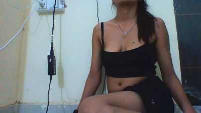 Your_priya18 live cam on Cam4