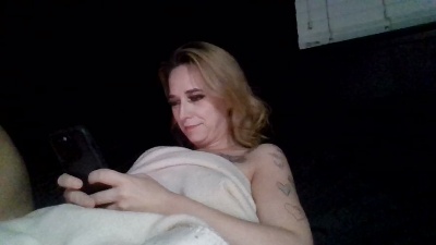 Yourfavgirlduh live cam on Cam4