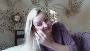 Yourrealgirl live cam on Cam4
