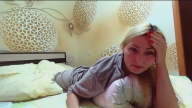 Yourrealgirl live cam on Cam4