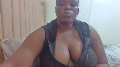 Yours_daddyx live cam on Cam4