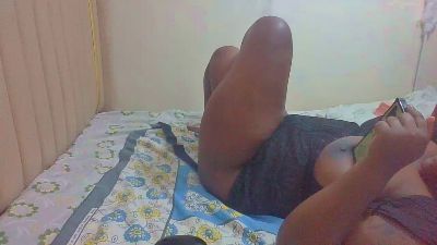 Yours_daddyx live cam on Cam4