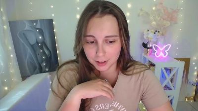 Yours_happiness live cam on Cam4