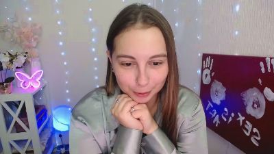 Yours_happiness live cam on Cam4