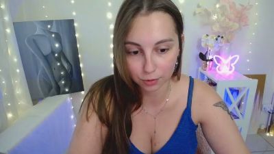 Yours_happiness live cam on Cam4