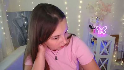 Yours_happiness live cam on Cam4