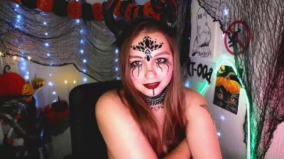Yours_happiness live cam on Cam4