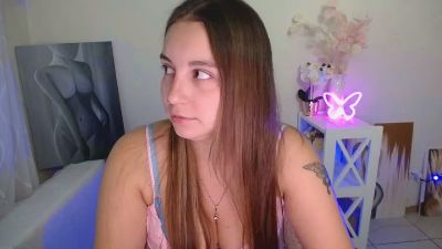 Yours_happiness live cam on Cam4