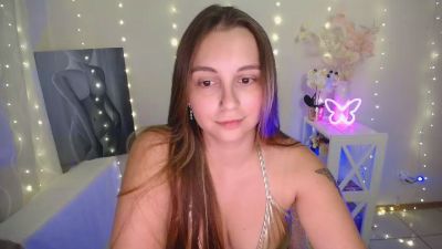 Yours_happiness live cam on Cam4