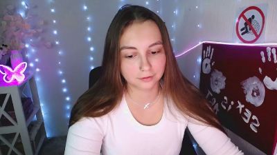 Yours_happiness live cam on Cam4