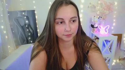 Yours_happiness live cam on Cam4