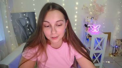 Yours_happiness live cam on Cam4