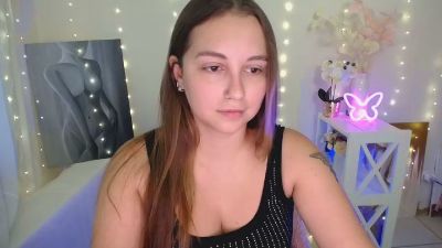 Yours_happiness live cam on Cam4