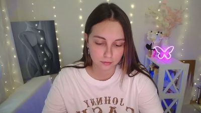 Yours_happiness live cam on Cam4