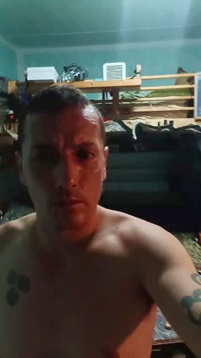 Yoyo18 live cam on Cam4