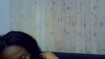Yslley live cam on Cam4