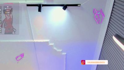 Yulianademon66 live cam on Cam4