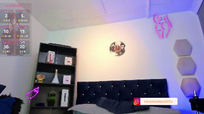 Yulianademon66 live cam on Cam4