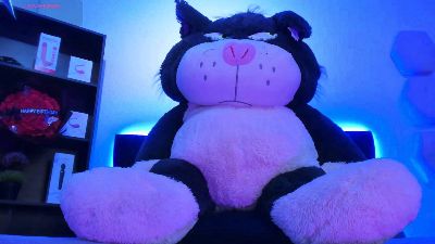 Yulianademon66 live cam on Cam4