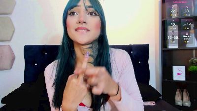 Yulianademon66 live cam on Cam4
