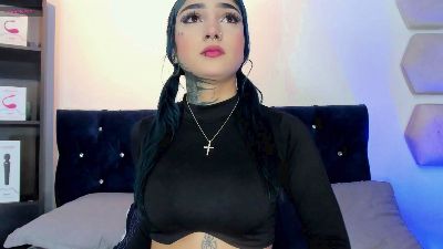 Yulianademon66 live cam on Cam4