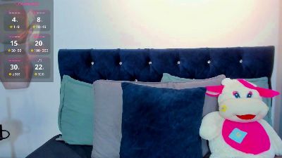 Yulianademon66 live cam on Cam4