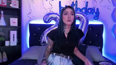 Yulianademon66 live cam on Cam4