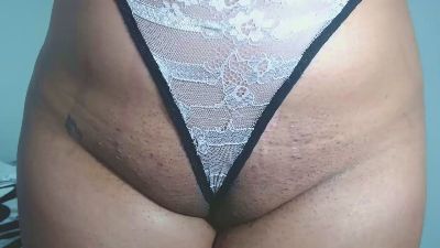 Yuliawolf live cam on Cam4