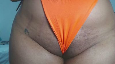 Yuliawolf live cam on Cam4