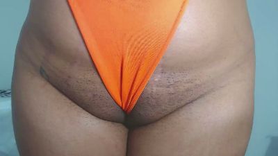 Yuliawolf live cam on Cam4