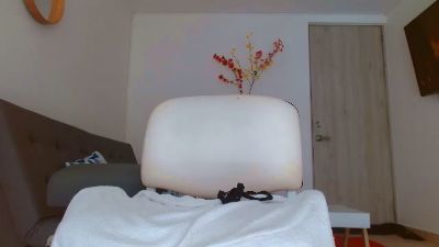 YulikaFox live cam on Cam4