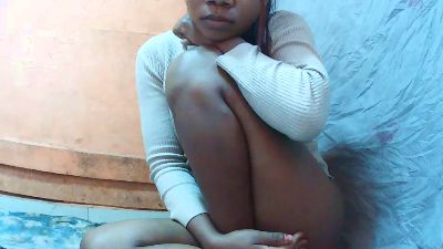 YummyEmma live cam on Cam4