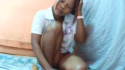 YummyEmma live cam on Cam4