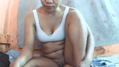 YummyEmma live cam on Cam4