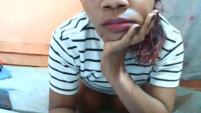 YummyEmma live cam on Cam4
