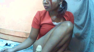 YummyEmma live cam on Cam4