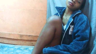 YummyEmma live cam on Cam4