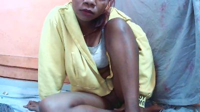 YummyEmma live cam on Cam4