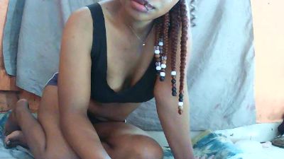 YummyEmma live cam on Cam4