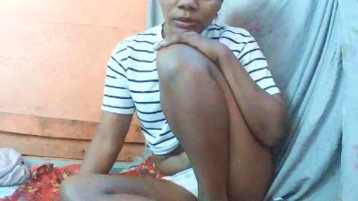YummyEmma live cam on Cam4
