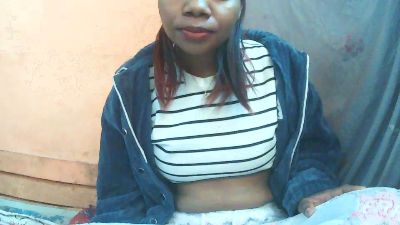 YummyEmma live cam on Cam4