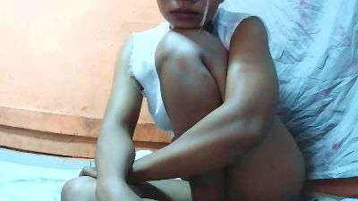 YummyEmma live cam on Cam4
