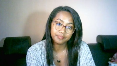 Yummy_sitraka live cam on Cam4